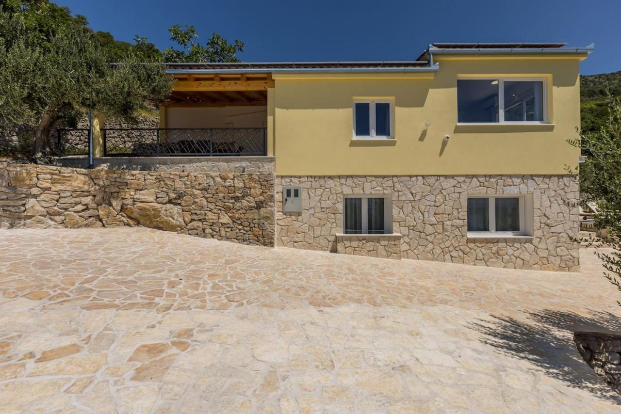 Dream Hill Villa Kastel Kambelovac Exterior photo